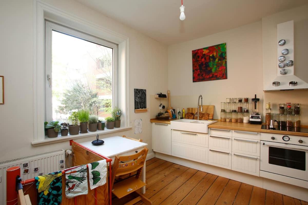 Family Friendly Funhouse Centrally Located In Ottensen Hamburg Exterior foto